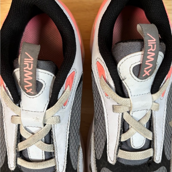 Nike Air Max Bolt Girl’s sneakers athletic shoes - Picture 8 of 14